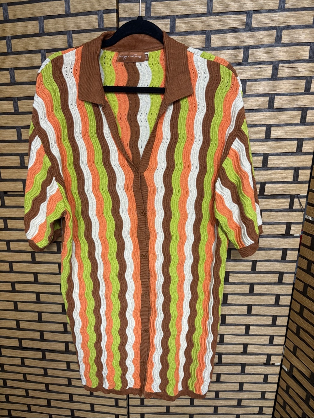 Beige botony orange and brown butt front sweater dress size S/M